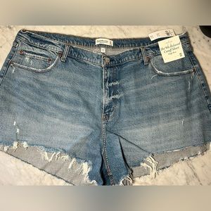 Abercrombie Curve Love 90’s Relaxed Cutoff Short